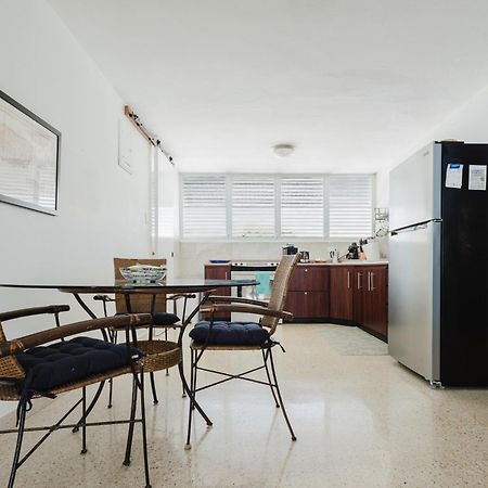 Oceanview Apartment Steps To The Beach Luquillo Exterior foto